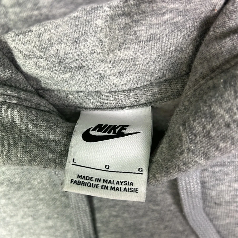 Grey Nike Hoodie - Picture 4 of 5